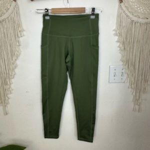 Z by Zella green athletic leggings with pockets XS